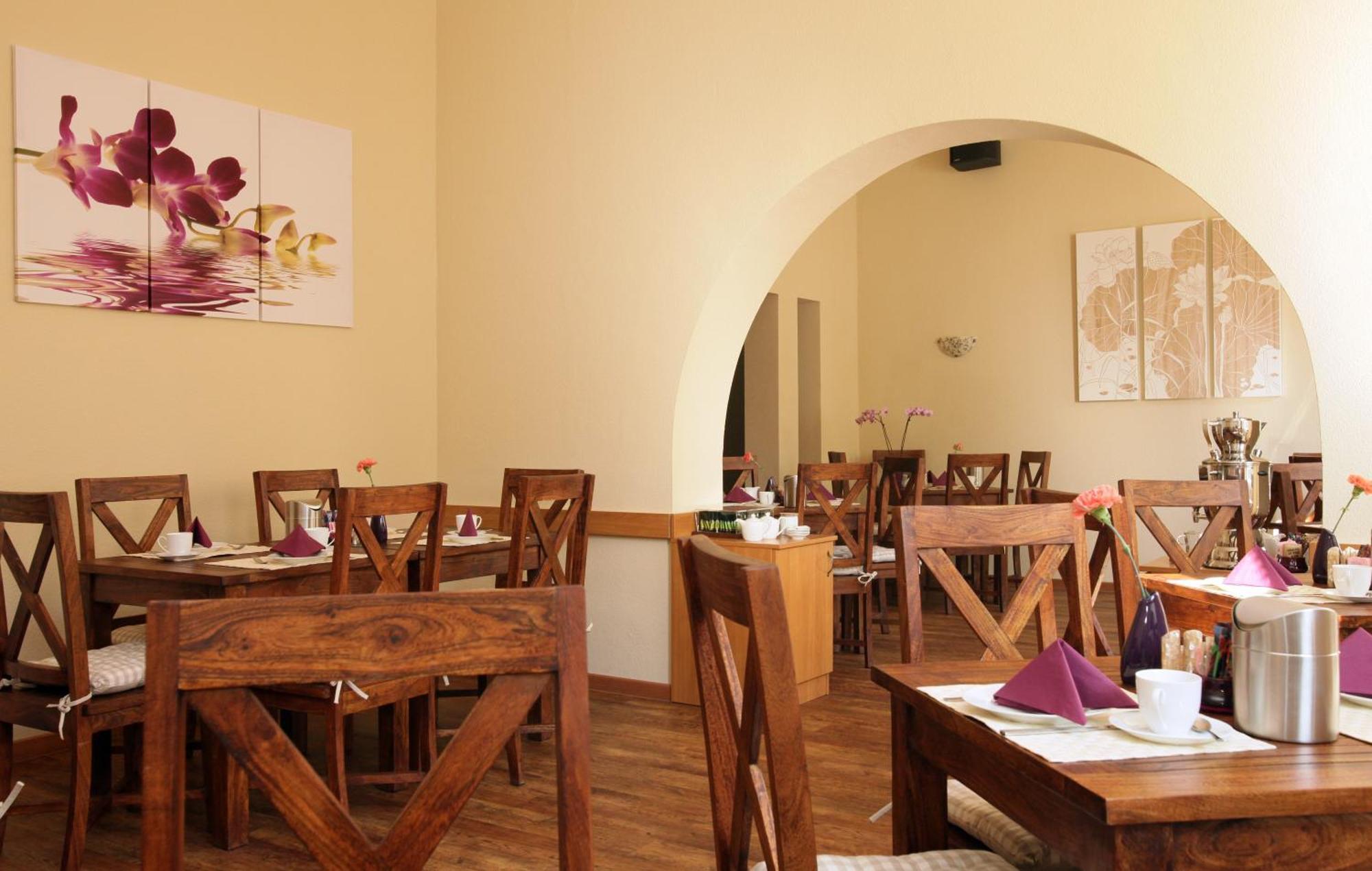Gut Hotel Stadt Беелиц Екстериор снимка