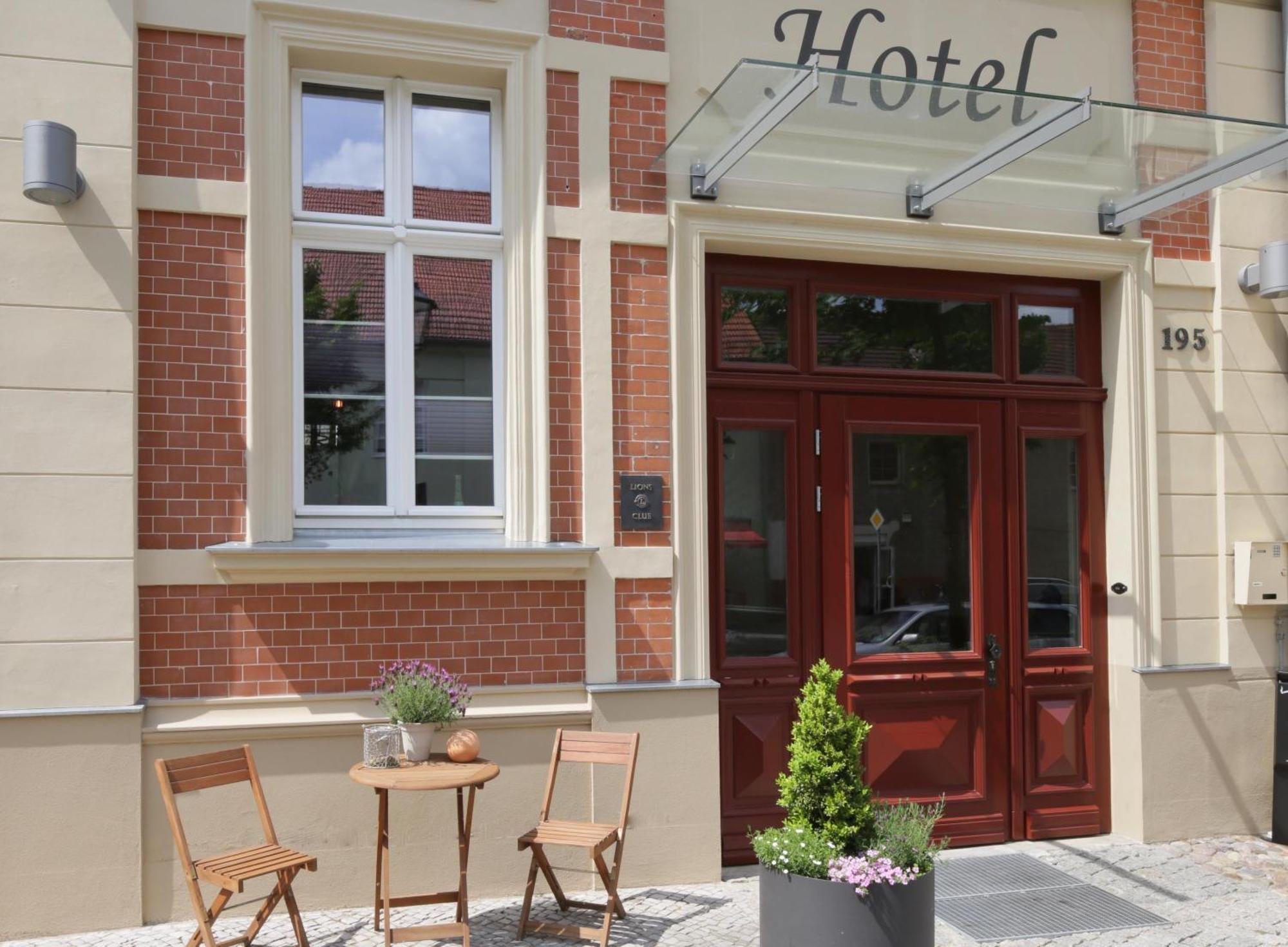 Gut Hotel Stadt Беелиц Екстериор снимка